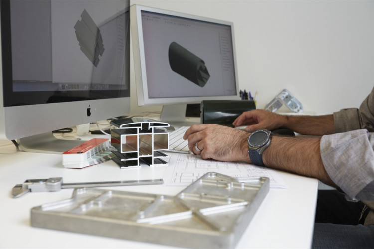Le piscinier partenaire Abrisud Pro conception projet d'abri piscine bureaux d'&eacute;tudes