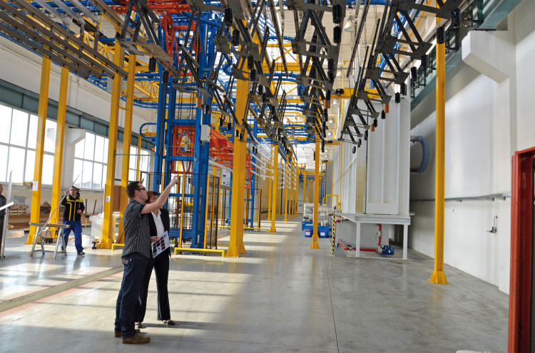 Control of the quality of the powder coating Control of the quality of the powder coating at Albixon factory