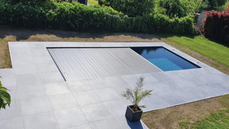 Lames solaires, gris fum&eacute; Aqua Cover