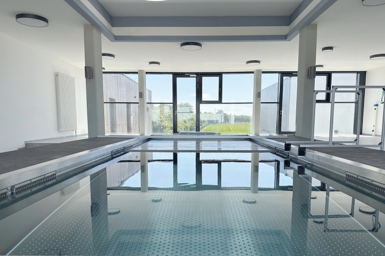 Piscine int&eacute;rieure du site BINDER