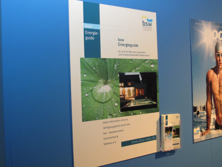 Der bsw-Energieguide f&uuml;r Privatkunden feierte auf der aquanale 2009