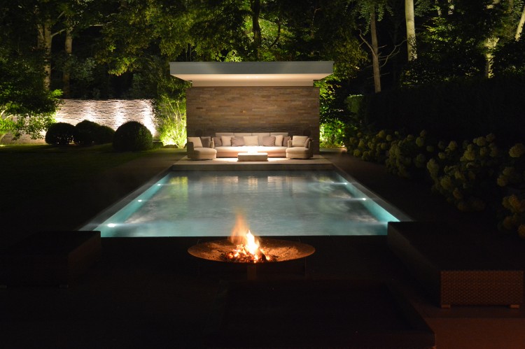 Lichtblick 2020: der Swimmingpool im Garten - &copy;Rainer K&ouml;ppen Schwimmbadtechnik
