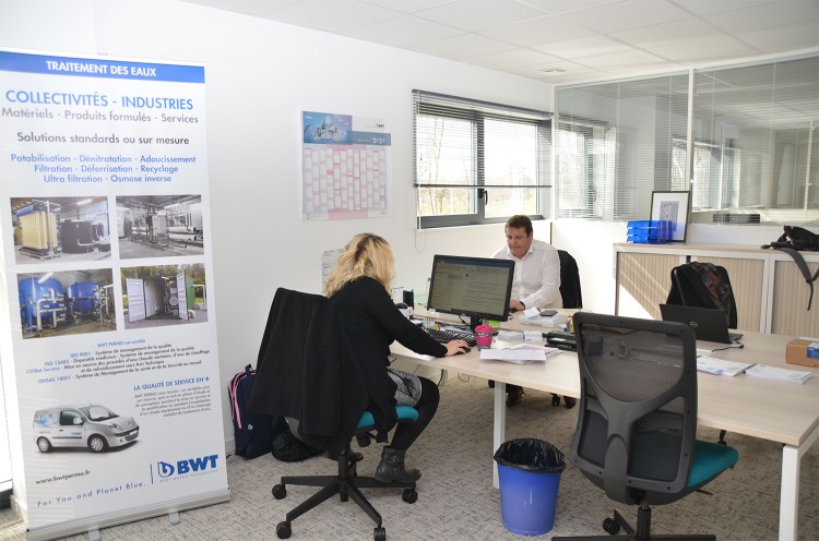 Bureaux des employ&eacute;s de l'agence BWT procopi Bordeaux