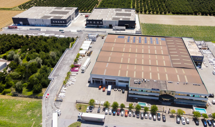 La sede di C.P.A. Piscine a Roddi (CN)