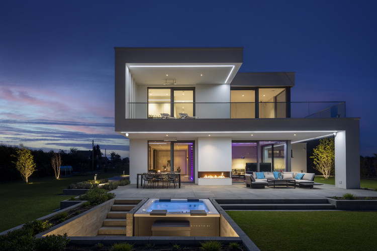 EUSA 2025 Domestic Hot Tub Germany L&ouml;chte