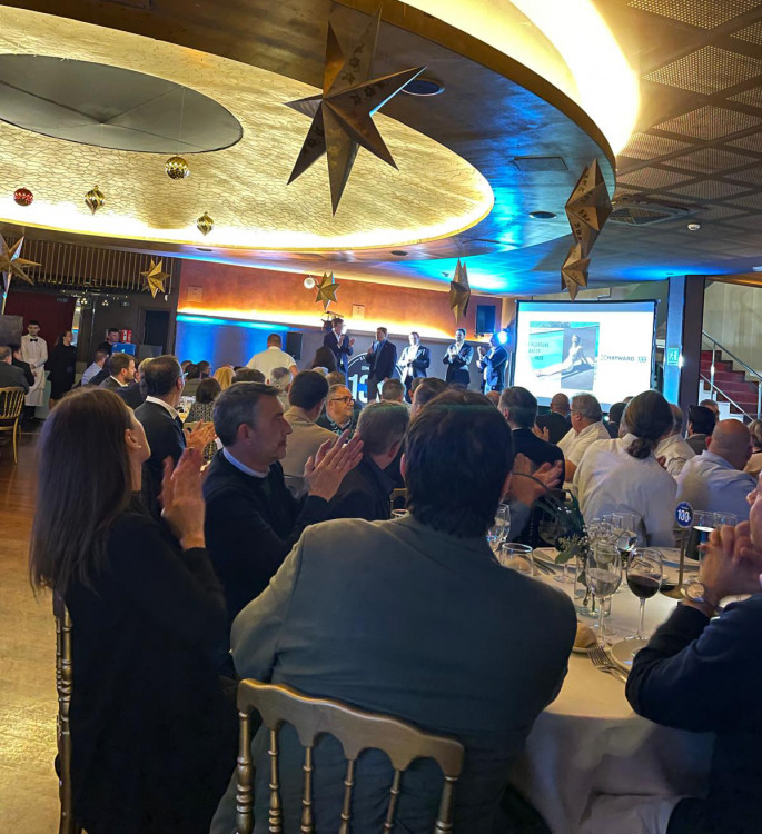 F&ecirc;te des 100 ans d'Hayward &agrave; Barcelone le 17 novembre 2025