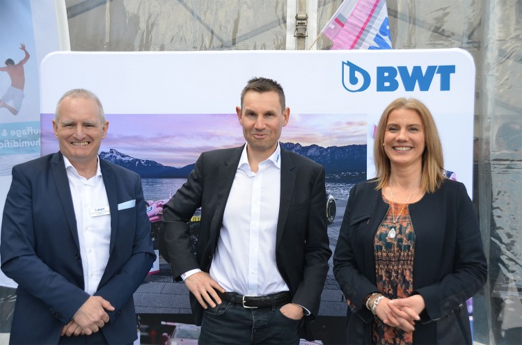 Franck Vergnebaigre, S&eacute;bastien MArlier (PDG) et Nathalie Josselin Agence BWT Procopi Bordeaux