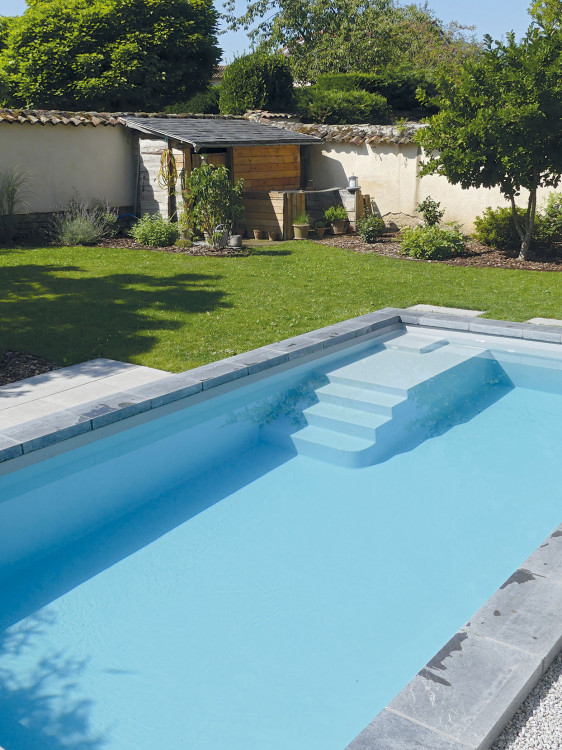 Piscine Infinity de G&eacute;n&eacute;ration Piscine