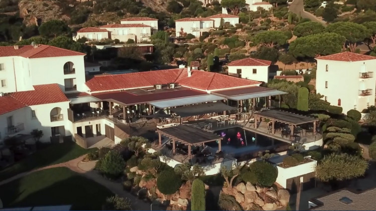 Congr&egrave;s Everblue 2020 &agrave; l'H&ocirc;tel Spa La Villa ***** &agrave; Calvi en Corse pour les r&eacute;unions r&eacute;gionales des concessionnaires pisciniers Everblue