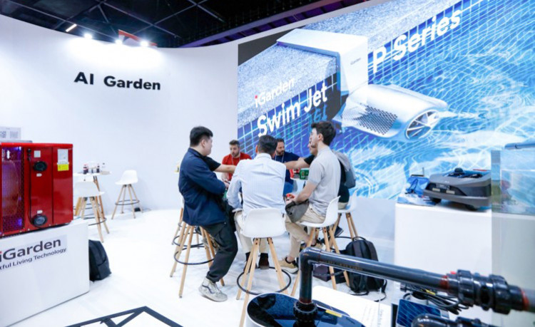 iGarden AI Garden ecosystem at EXPOLAZER 2026