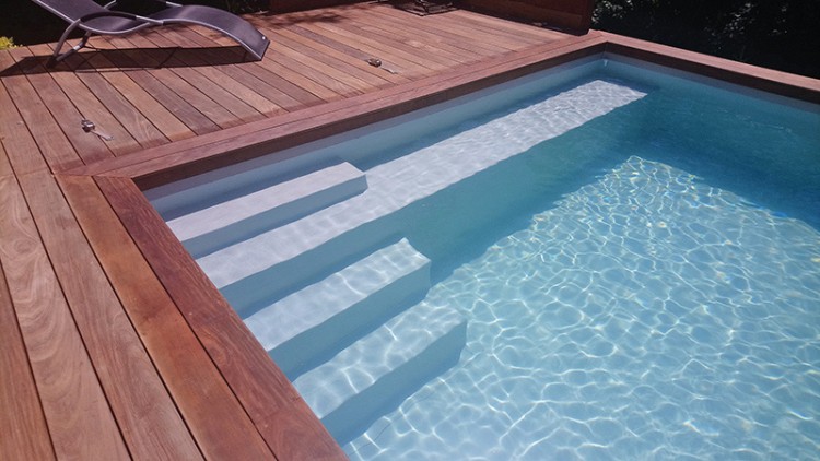 escalier polystyr&egrave;ne pour piscine SolidPool