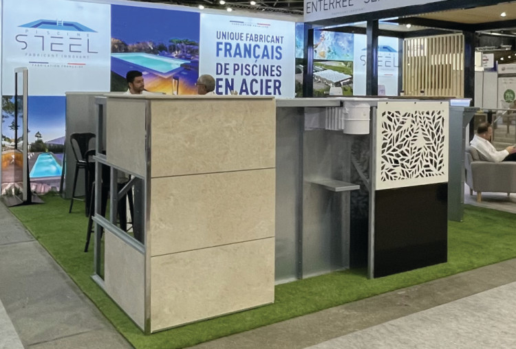 Habillage ext&eacute;rieur des hors-sol : gr&egrave;s C&eacute;rame ou modules ajour&eacute;s Piscines Steel