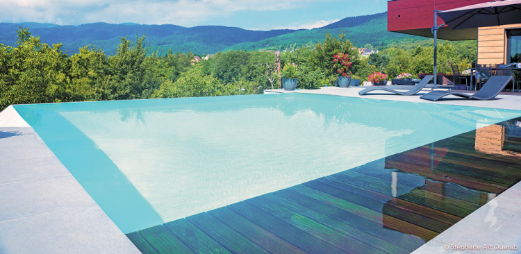 Piscine Unib&eacute;o