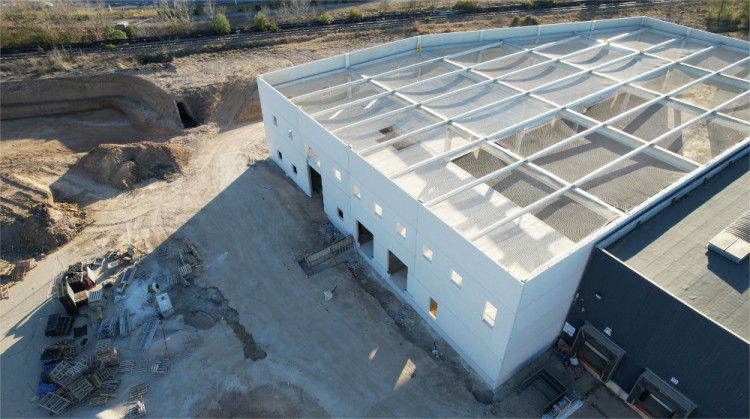 Locaux suppl&eacute;mentaires Poolstar en construction