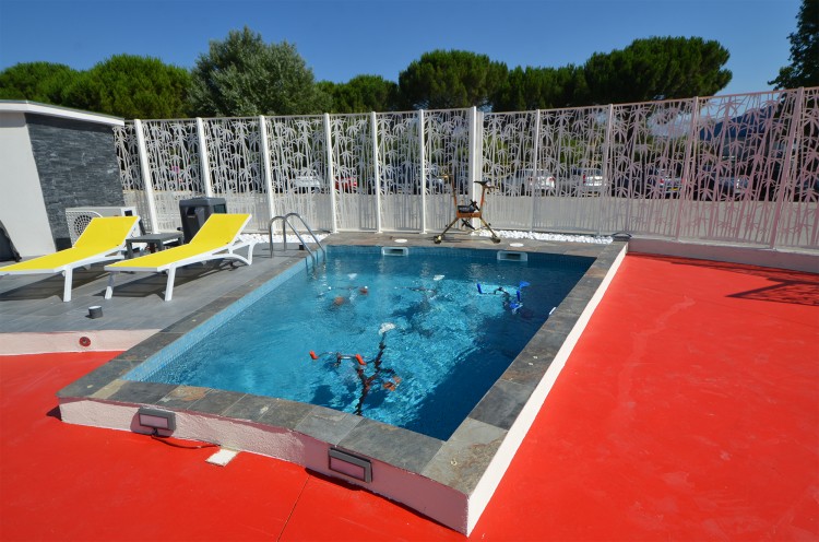 piscine,showroom,exterieur,nouveaux,locaux,poolstar