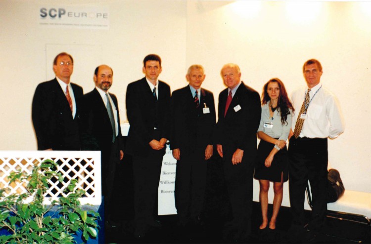 rachat Albouy Distribution par SCP Pool Corporation - Salon Piscine de Barcelone 1999