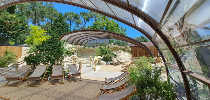 Troph&eacute;e d'Or ex-aequo FPP pour cet abri au Flower Camping Au bois des Biches (85)  