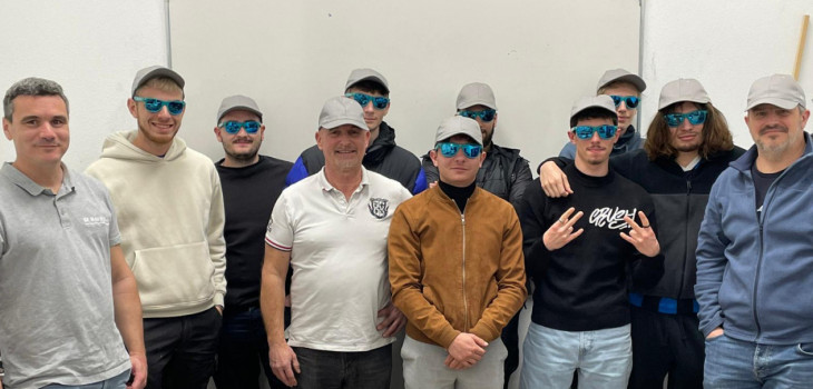 L'équipe de formation et les étudiants du BP Piscine du CFA de Grasse