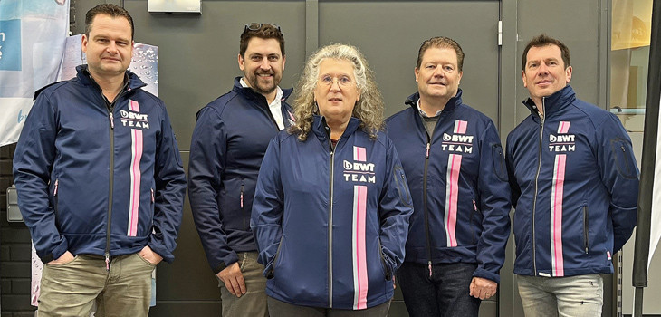  De gauche &agrave; droite : Donny Dauven, Guillaume Verstraete, B&eacute;atrice Bertrand, Bert Dewinter, L&eacute;on Def