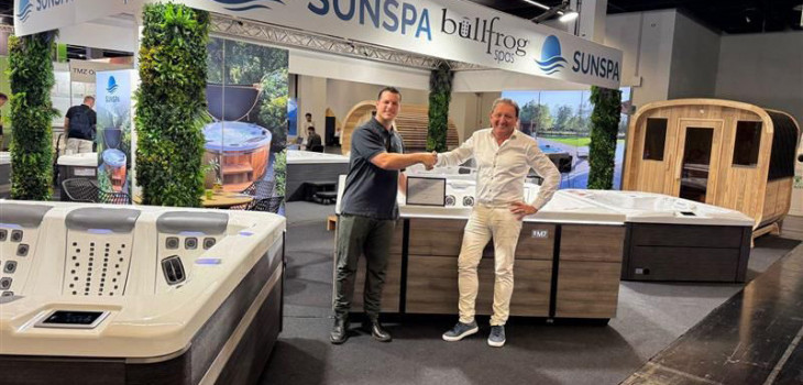 Partnership sealed between Bullfrog Spas and the Vlemmix Group