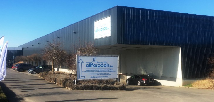 distributeur de mat&eacute;riel de piscine nouveau showroom AllForPools Wavre 