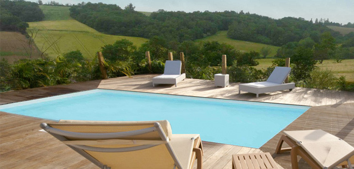 Piscine ossature bois enterr&eacute;e D&eacute;tente Piscines avec terrasse bois