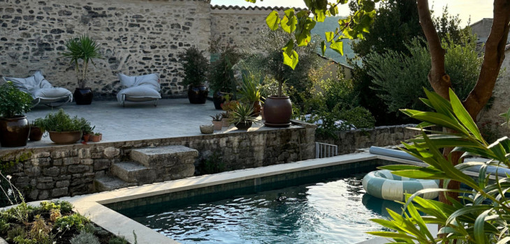 Piscine et am&eacute;nagement paysag&eacute; Design Piscines et Spas (04) concessionnaire Mondial Piscine
