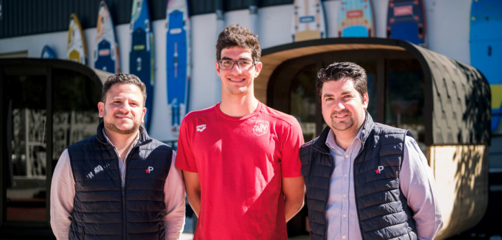 Neal Elbaz, Mat&eacute;o Gr&eacute;goire Charmasson et Emmanuel Attar (Pdg du groupe Poolstar)