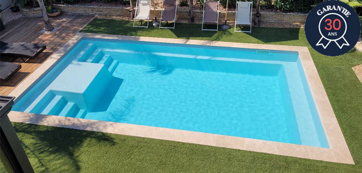 piscines coque d'Alliance Piscines mod&egrave;le Galaxite
