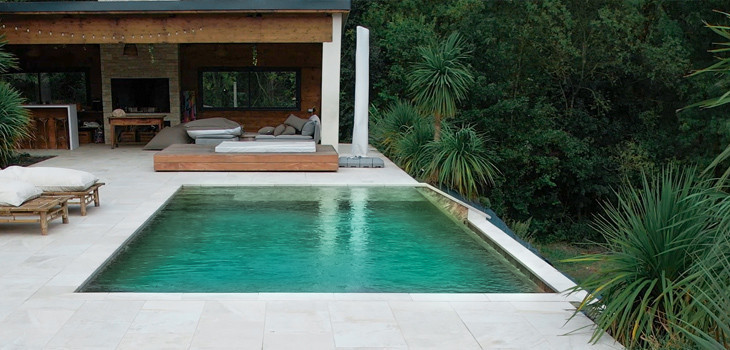 Piscines ALOHA (Construction et R&eacute;novation, sp&eacute;cialiste en pose de Membrane Arm&eacute;e)