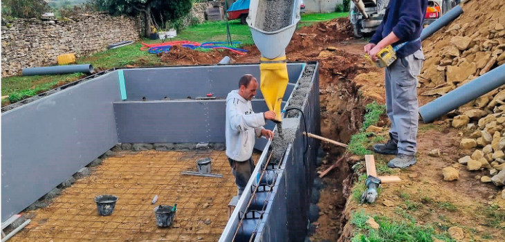 Piscine r&eacute;alis&eacute;e avec le proc&eacute;d&eacute; Unib&eacute;o