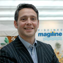 Piscines Magiline acc&eacute;l&egrave;re son d&eacute;veloppement international