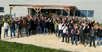 Dynamisme et Expansion pour Oz&eacute;o Piscines