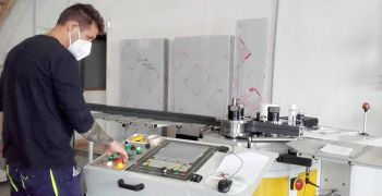 Les actions de d&eacute;veloppement d'ABRISOL, fabricant d'abris de piscines