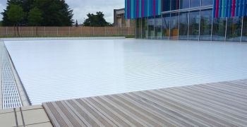 Plus de 105 000 volets piscine fabriqu&eacute;s et install&eacute;s dans le monde