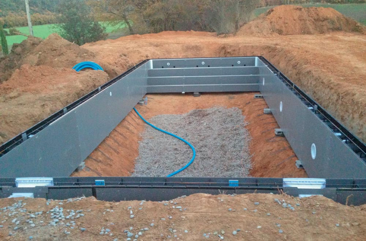 Construction piscine Unib&eacute;o