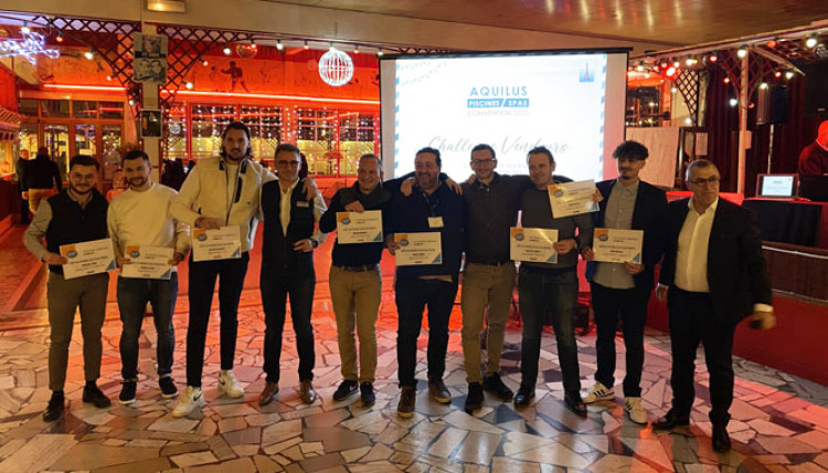 Xavier Fourel, aupr&egrave;s de gagnants des troph&eacute;es Aquilus
