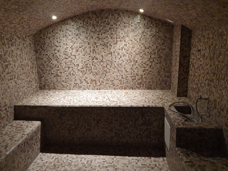 hammam carrel&eacute; Ambiance Bien-&Ecirc;tre et Aquaticplay H&ocirc;tel Brit Limoges