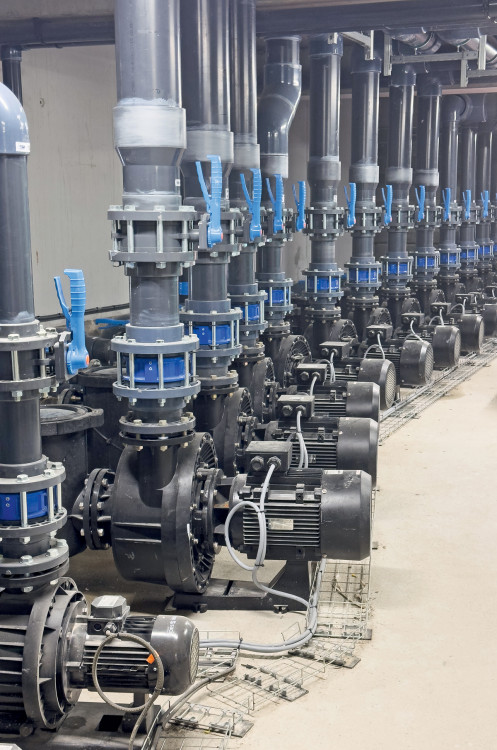  21 pompes centrifuges KIVU avec pr&eacute;filtre d'AstralPool