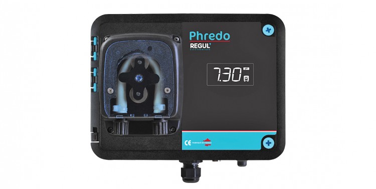 Phredo de Regul'Electronique peut &ecirc;tre au choix un r&eacute;gulateur de pH ou de redox ou un doseur de liquide