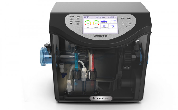 Syst&egrave;me de traitement de l'eau automatis&eacute; Aqualyser Poolex avec contr&ocirc;le Redox et r&eacute;gulation automatique du pH