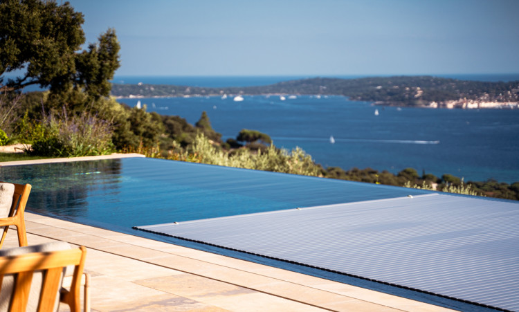 AquaTop couverture piscine immerg&eacute;e T&A