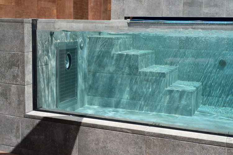 Hydrostar permet de nager m&ecirc;me dans les petites piscines