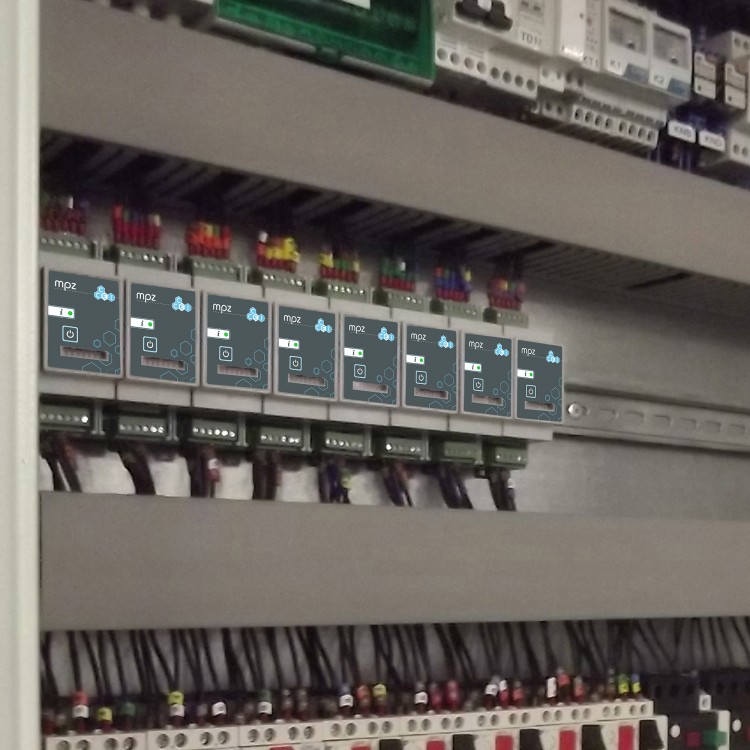 Panneau &eacute;lectrique de l'armoire CCEI