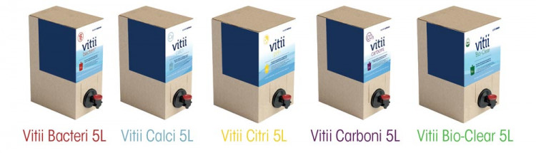 Consommables biomin&eacute;raux 100% naturels pour traiter la piscine avec le syst&egrave;me Vitii