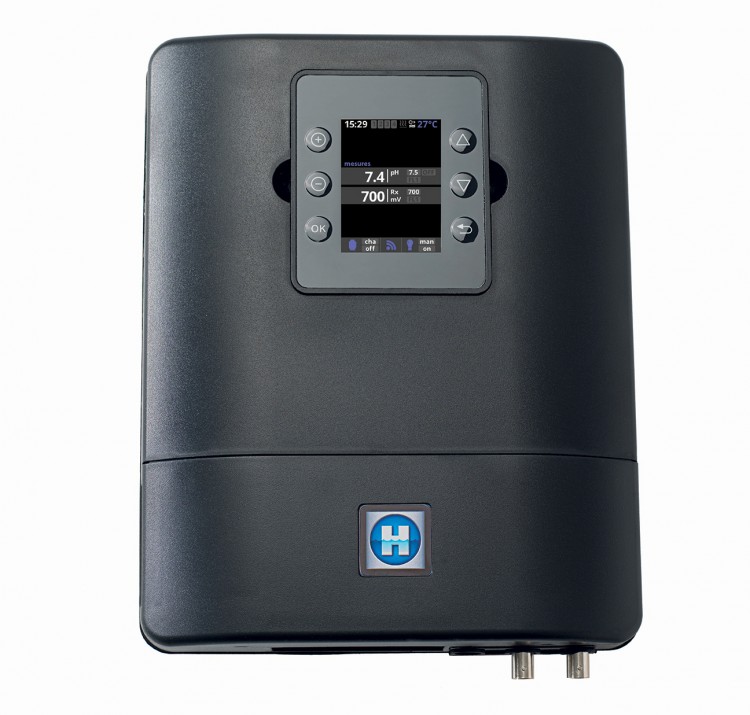 Control Station gestione trattamento acqua piscina connessa hayward