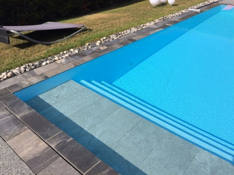Top Cover Habillage de couveture automatique immerg&eacute;e de piscine