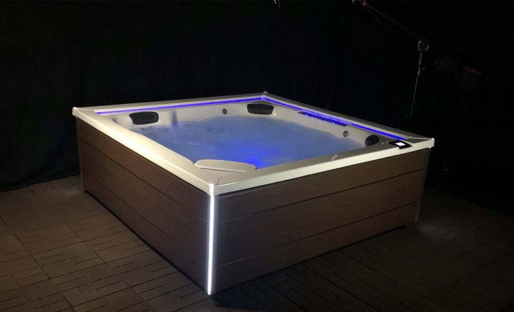 The J-LX&reg; by Jacuzzi&reg;