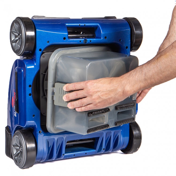 Cassette filtrante du robot Bluestorm facile &agrave; enlever 