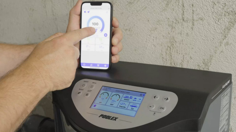 Aqualyser connecté à l'application Poolex Nexus L'électrolyseur Poolex Aqualyser connecté à l'application Poolex Nexus pour la gestion intelligente de la piscine